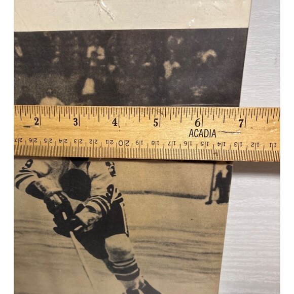 Bobby Hull Vintage Hockey Print 8x11 Inches Black & White Newspaper Photo - Picture 4 of 5